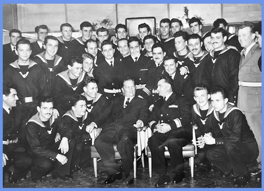 Tito i mornari s Galeba na Brijunima 1959.