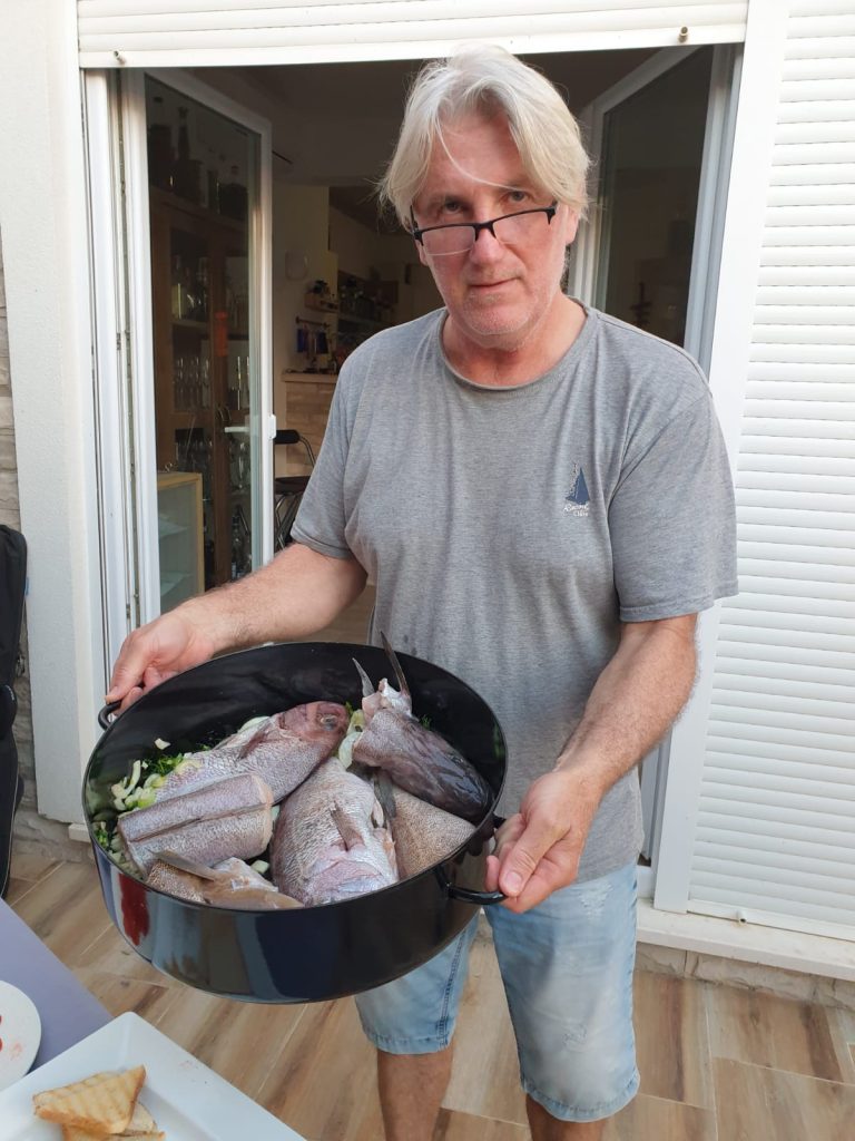 Zoran Kosović i teča puna ribe