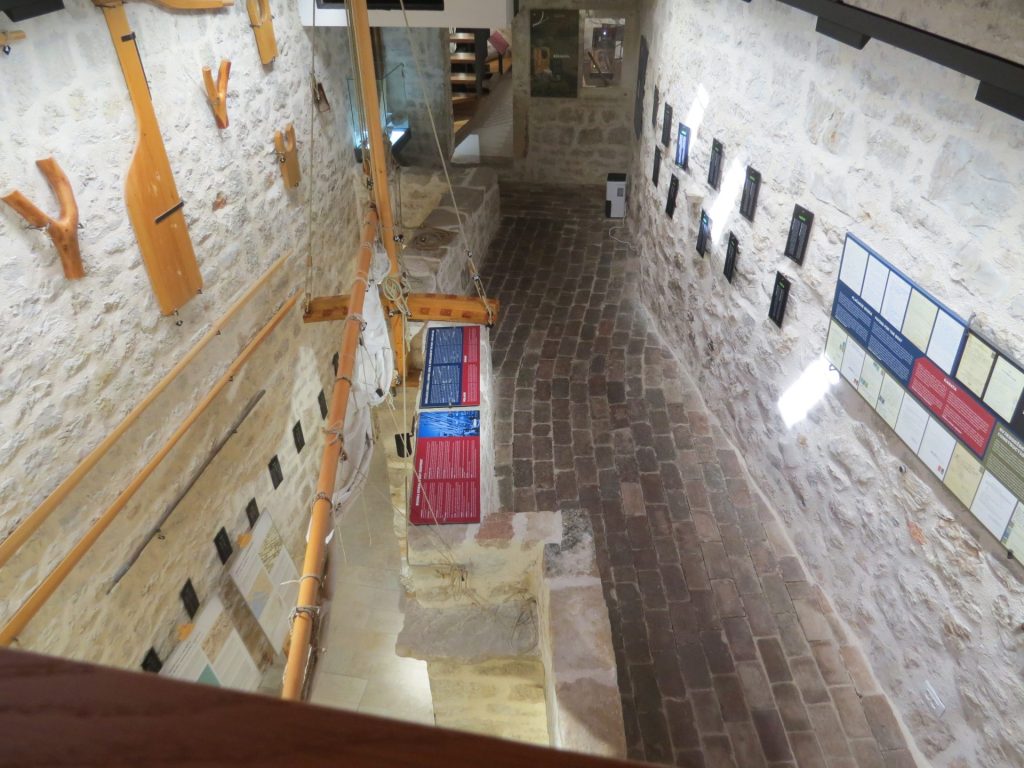 Unutrašnjost Muzeja betinska stare brodogradnje
