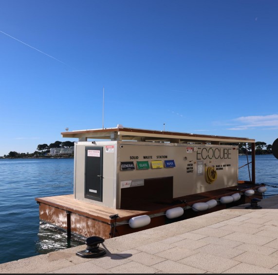 Prototip ECOcube platforme na vezu u istarskom Novigradu