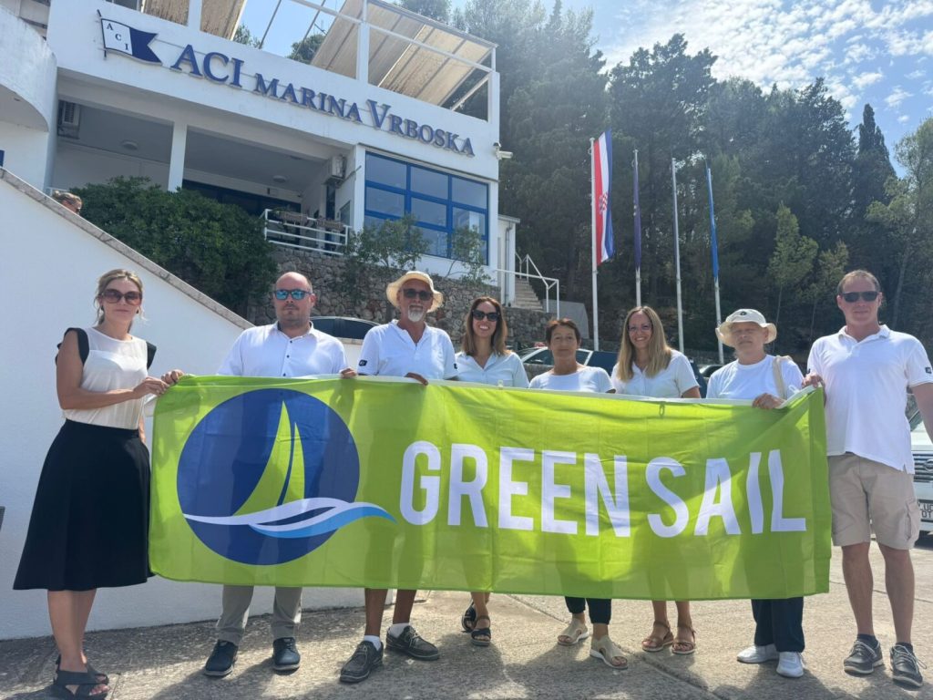 Ljetos na edukaciji osoblja u ACI marini Vrboska / Izvor: ACI