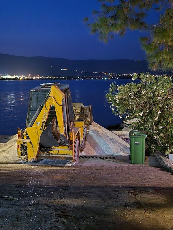 Nasipavanje plaže prijavljeno Zelenom telefonu Udruge Sunce